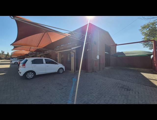 200M² FACTORY FOR SALE IN MOREHILL